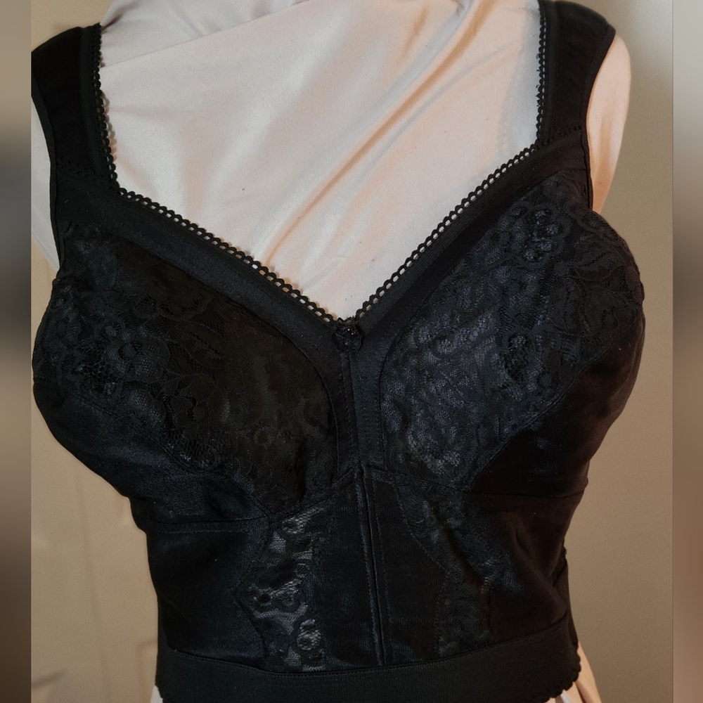 Elegant Black Lace Women's Bra